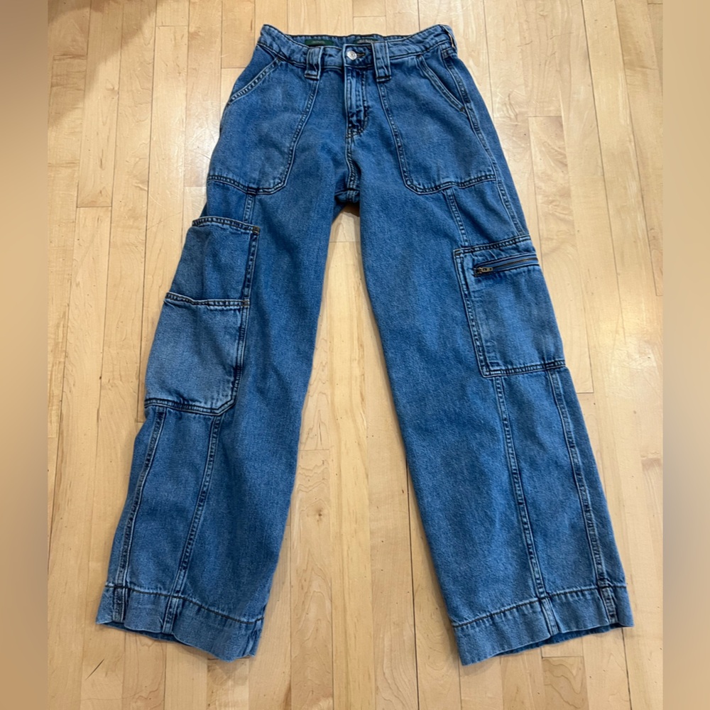 Women’s cargo jeans